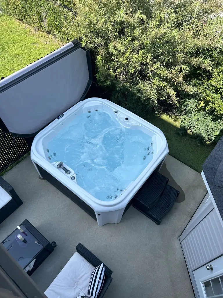 Blizzard-spa-lifestyle-01.webp