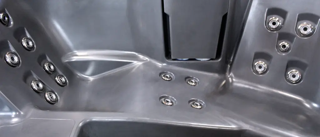 Stream_1834x791_Lit-close-up-2-1.webp