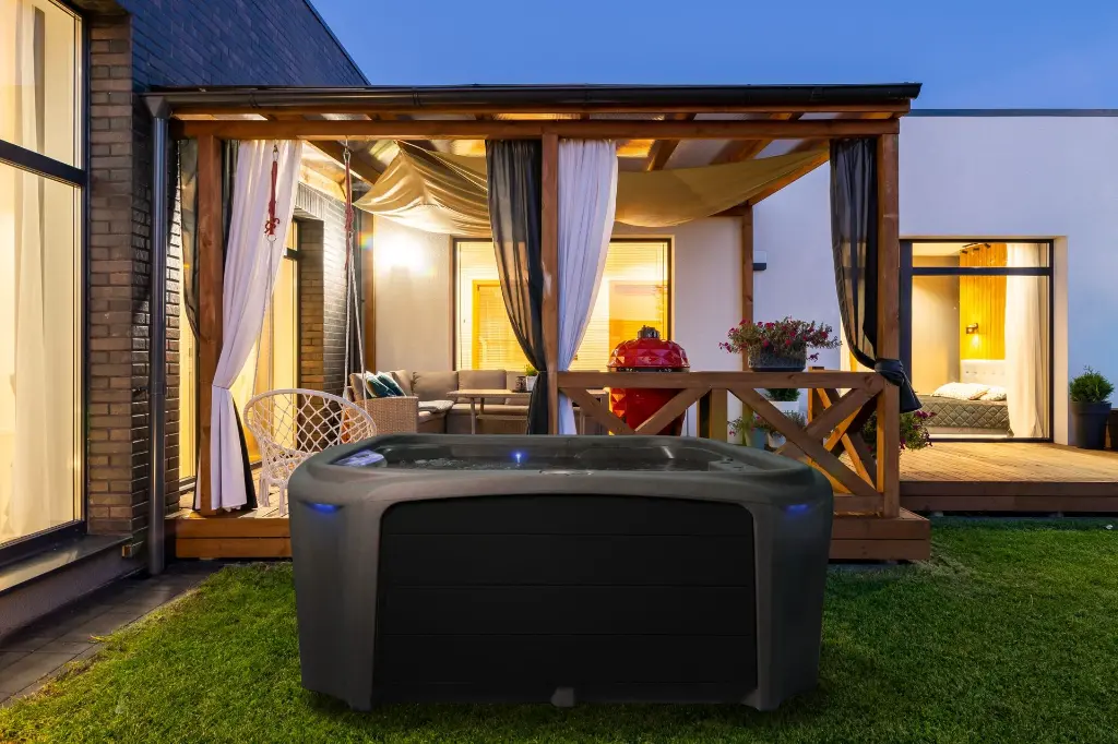 Stream_NewColour_5184x3456_Lifestyle_Nuit-01-scaled.webp