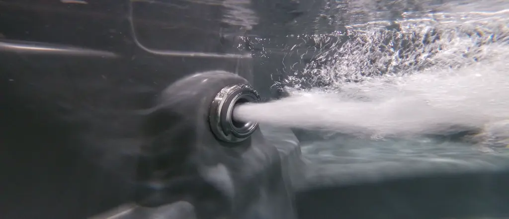 Stream-jet-whirlpool-choisir-le-meilleur-1.webp